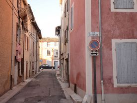 Rue du refuge (Carpentras - Vaucluse) - Agrandir l'image, .JPG 275,4 Ko (fenêtre modale)